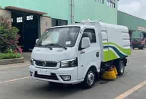 东风途逸2.5方汽油扫路车（国6）