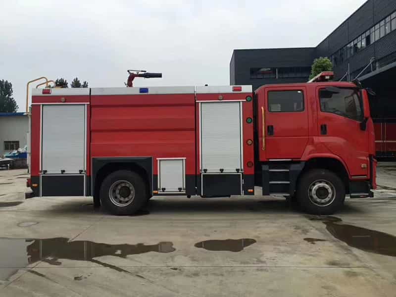 五十铃6吨泡沫消防车