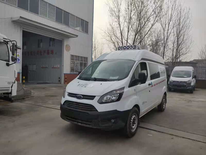 福特新全顺疫苗冷链车（柴油）