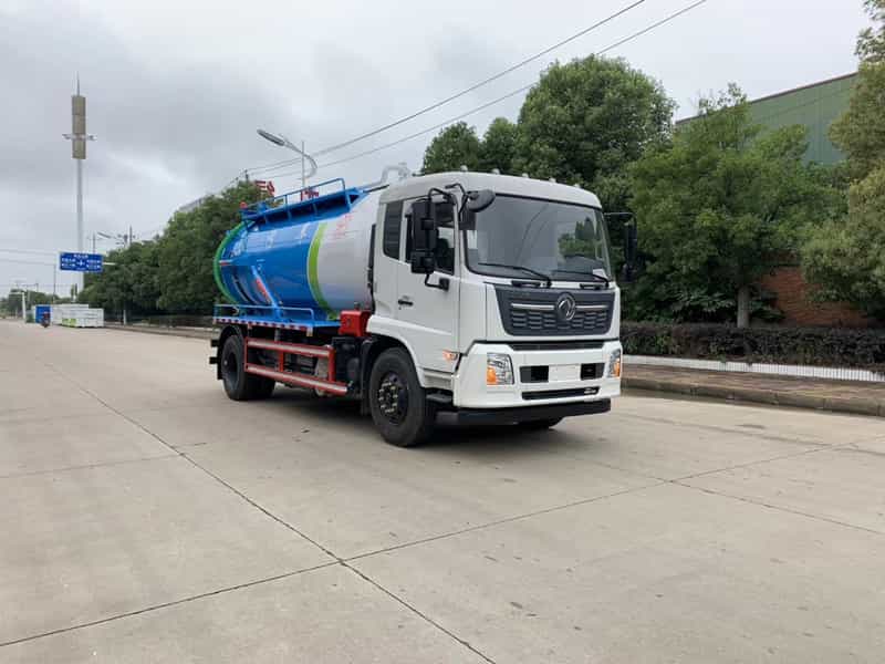 东风天锦吸污车（国6）