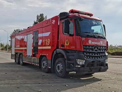 北奔18吨泡沫消防车